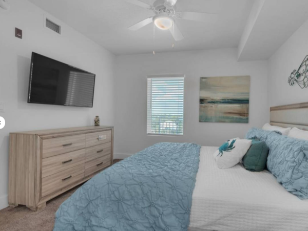 Luxurious Gulf Front Condo on Okaloosa Island - Your Beach Retreat